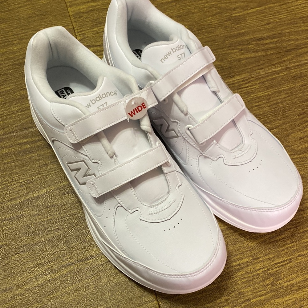 White Size 15 4E New Balance 577 Walking Shoes